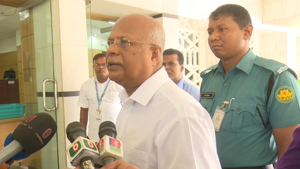 তথ্য পাচারের অভিযোগে বাছিরকে বরখাস্ত