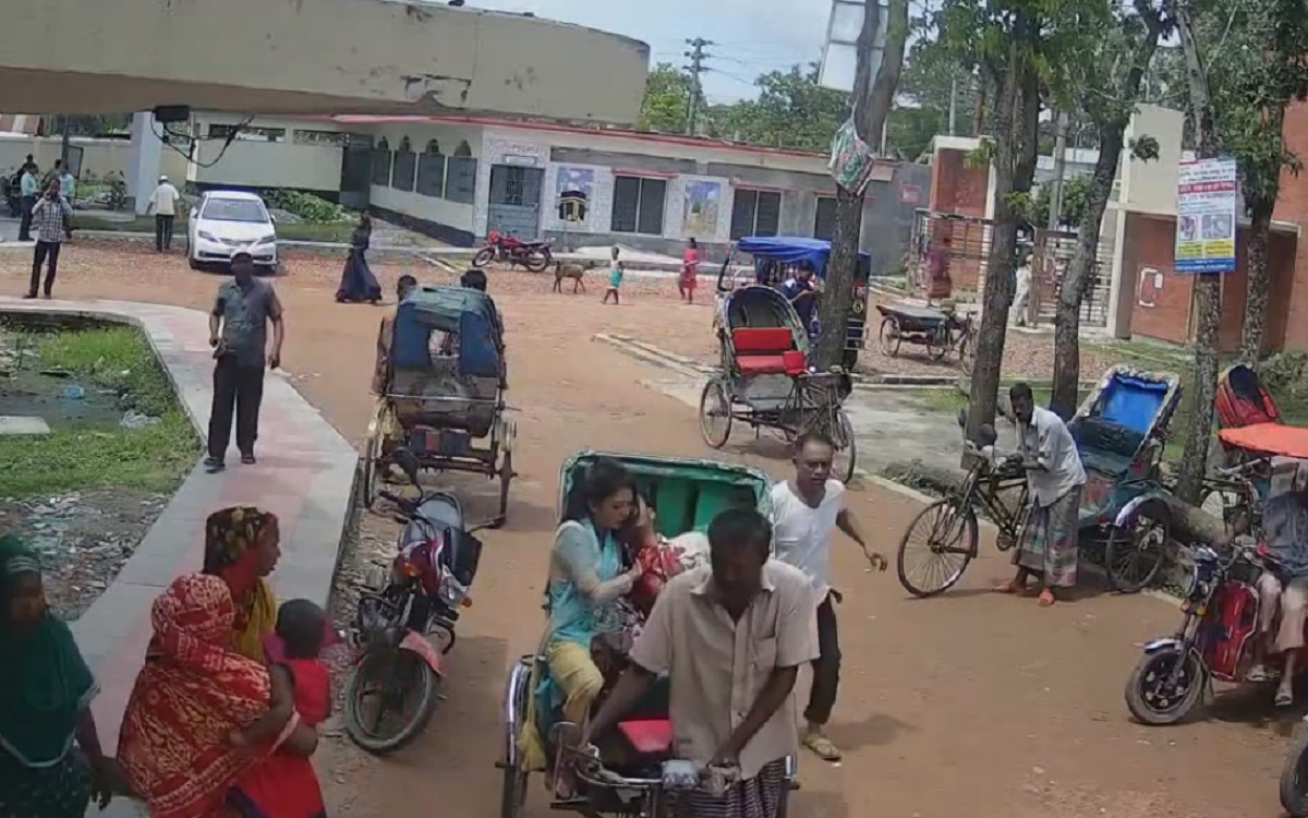 নতুন ভিডিও প্রকাশ, মিন্নি একাই হাসপাতালে নিয়ে যায় রিফাতকে