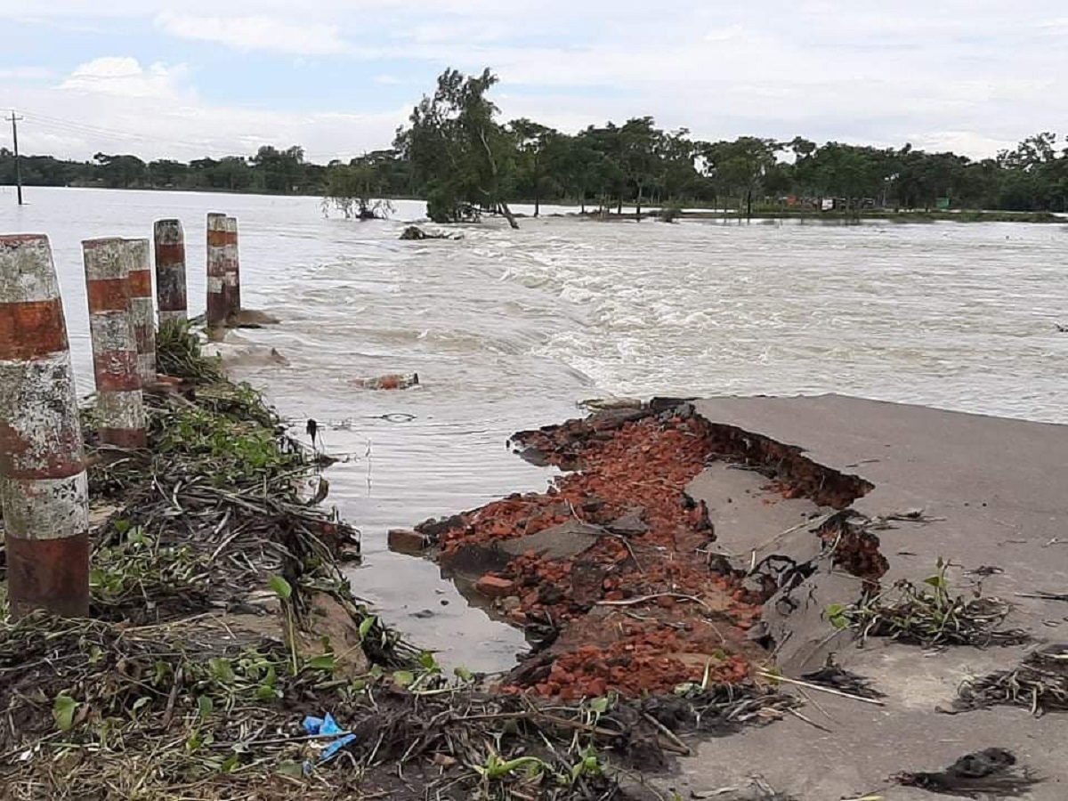 সুনামগঞ্জে সুরমার পা‌নি কমতে শুরু করেছে