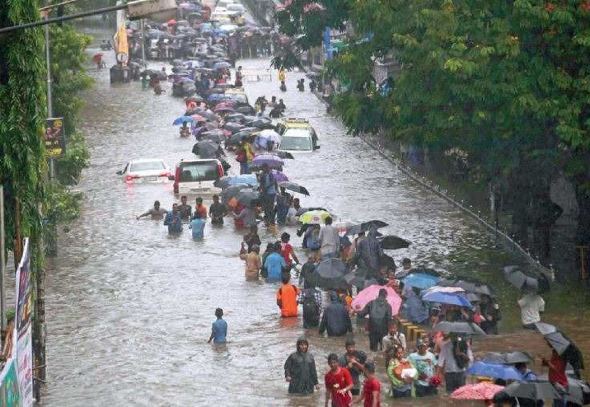 ভারতে ভয়াবহ হচ্ছে বন্যা পরিস্থিতি