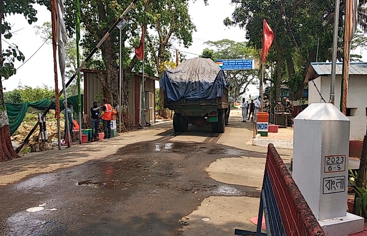 ঈদের ছুটি শেষে আখাউড়া বন্দর দিয়ে আমদানি-রফতানি শুরু