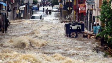 ভারতের তেলেঙ্গানায় বন্যায় প্রাণ হারিয়েছেন ৩২ জন