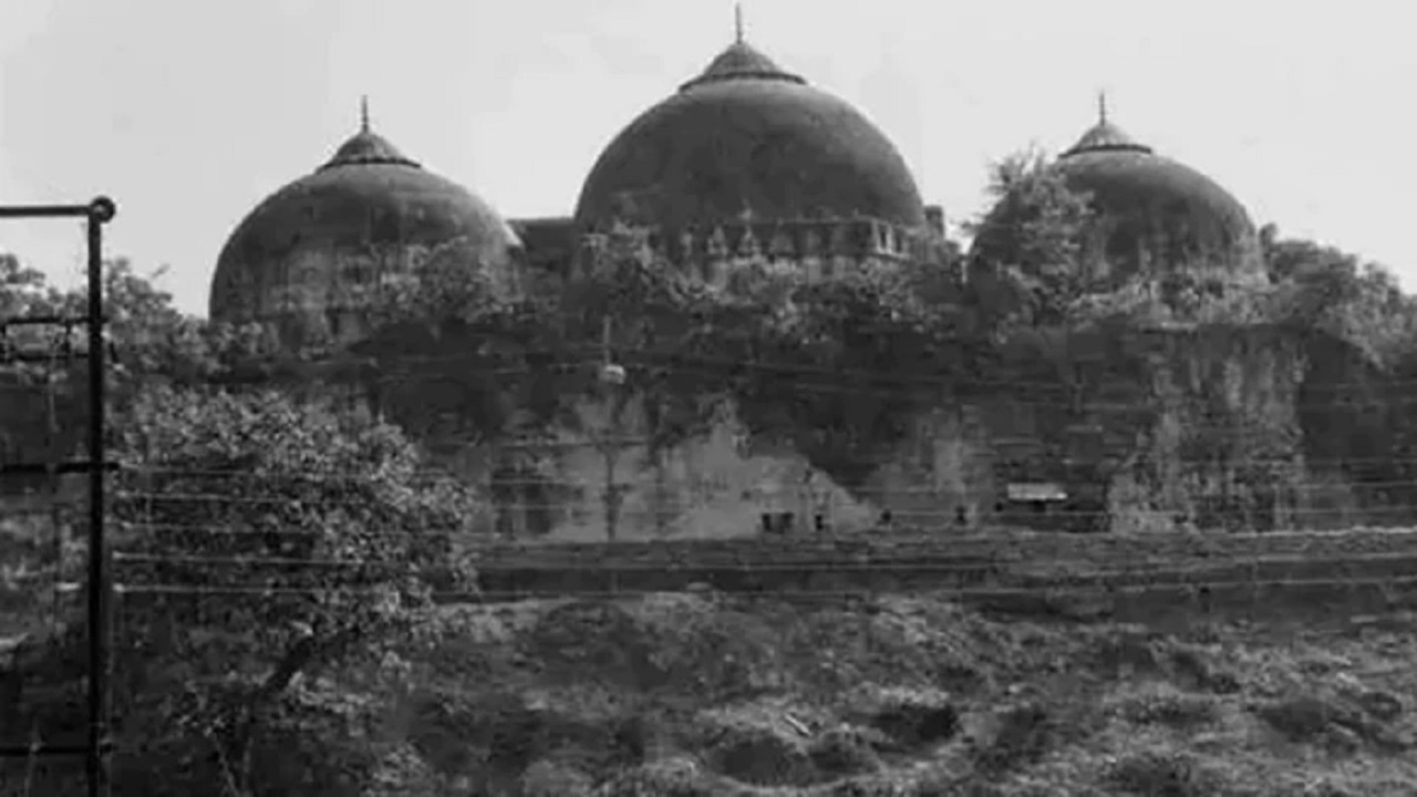 বাবরি মসজিদ ধ্বংস: অভিযুক্তদের খালাসে ভারতজুড়ে তীব্র প্রতিক্রিয়া