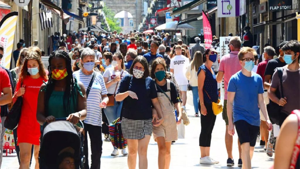 করোনা: একদিনে প্রায় ৭ হাজার মৃত্যু দেখলো বিশ্ব; একইসাথে রেকর্ড সংক্রমণ ৪ লাখ ৩৫ হাজার