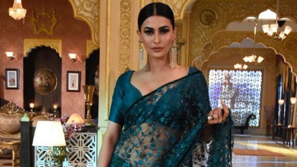 প্রকাশ্যে এলো বিগবস তারকার গোপন বিয়ে, ৪ পুরুষের সঙ্গে সম্পর্ক