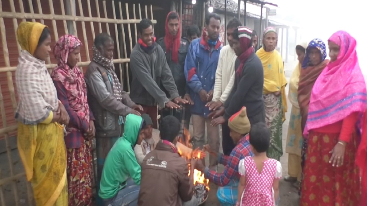 উত্তরাঞ্চলসহ সারাদেশেই কনকনে ঠাণ্ডায় বিপর্যস্ত জনজীবন