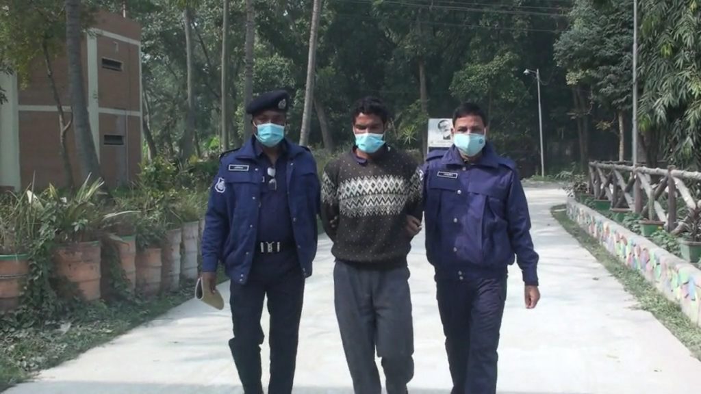 নাটোরে স্ত্রী হত্যার দায়ে স্বামী গ্রেফতার