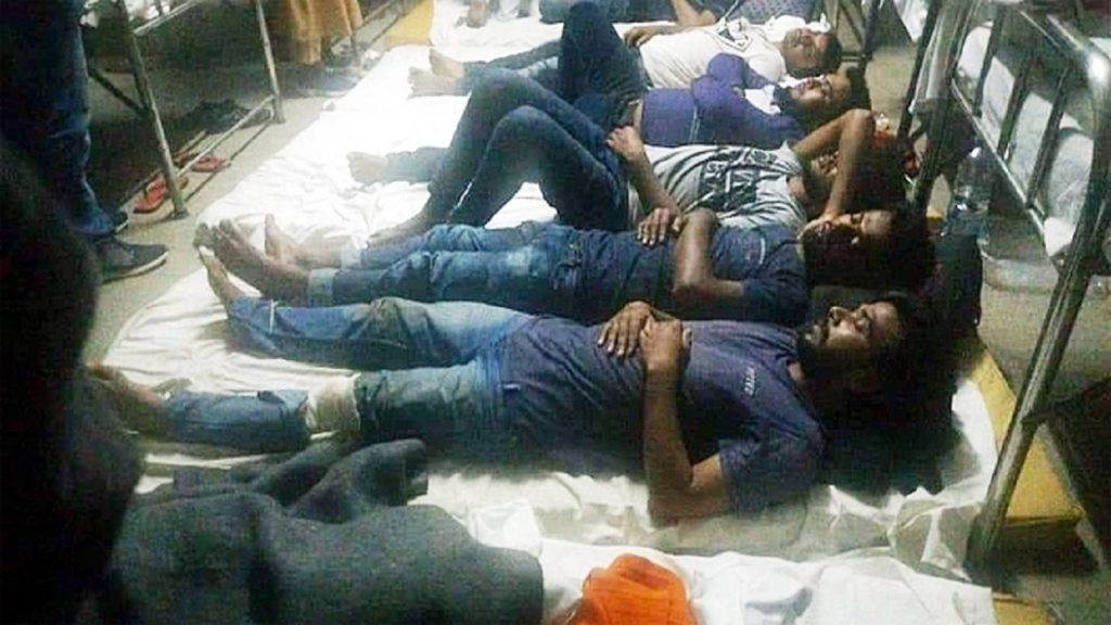 বরিশালে ছাত্রাবাসে ঢুকে মারধর: দায়ীদের গ্রেফতারের আল্টিমেটাম শেষ