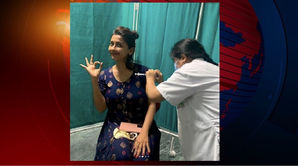 টিকা নিয়েই ছুটি নিলেন রচনা ব্যানার্জি