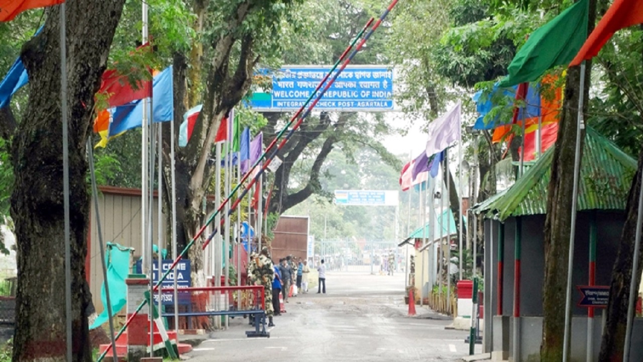 পহেলা বৈশাখ ও সাপ্তাহিক ছুটি উপলক্ষে ৩ দিন বন্ধ থাকবে দেশের সব স্থলবন্দর