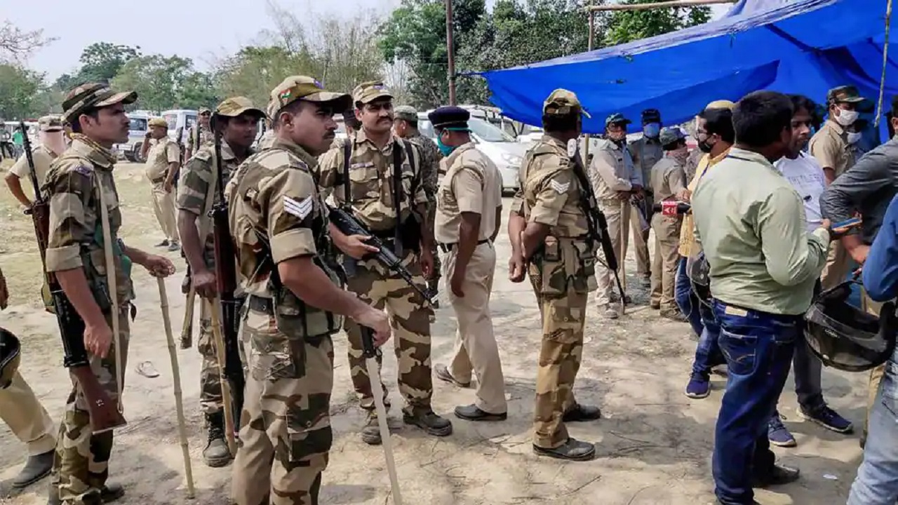 কোনো নেতা আগামী ৭২ ঘণ্টা কোচবিহারে প্রবেশ করতে পারবে না