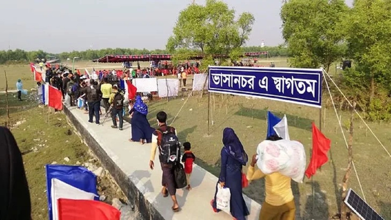 'রোহিঙ্গাদের ভাসানচর পাঠানোর ইস্যু সমাধান হয়ে গেছে'