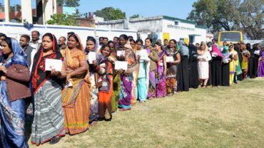 পশ্চিমবঙ্গে চলছে পঞ্চম দফায় বিধানসভা নির্বাচনের ভোটগ্রহণ