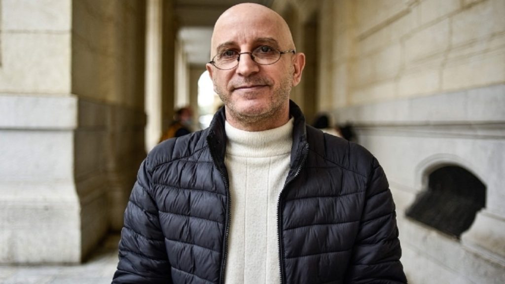 ইসলাম ধর্ম অবমাননার অপরাধে আলজেরিয়ার লেখক সাঈদ জাবেলখিরের ৩ বছরের কারাদণ্ড