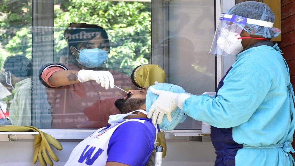 ভারতে ২৪ ঘণ্টায় প্রায় দেড় লাখ নতুন রোগী শনাক্ত