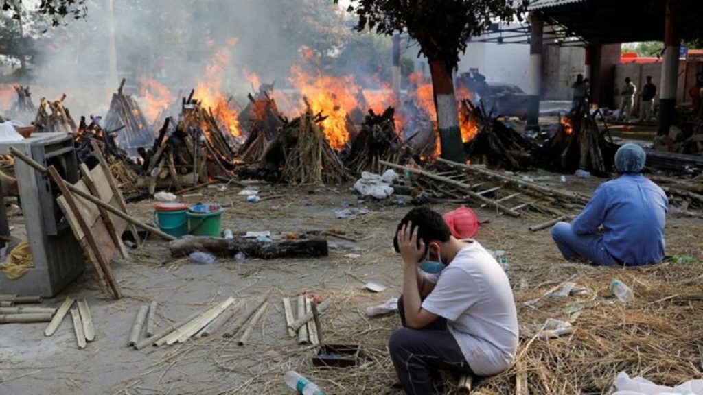 ভারতে কমছে করোনায় দৈনিক মৃত্যু ও সংক্রমণ হার