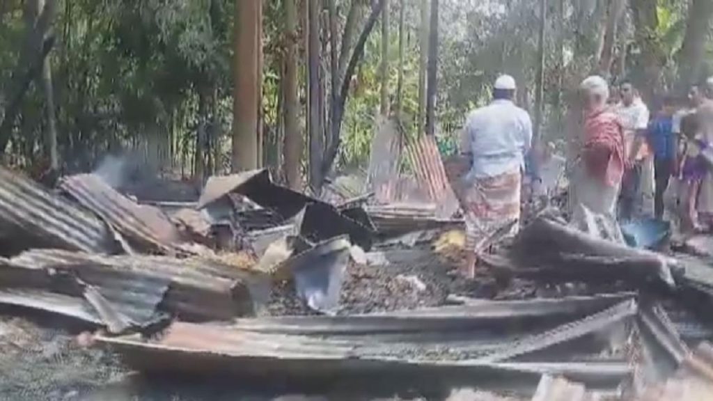 বরিশালে আগুনে পুড়ে প্রতিবন্ধী কিশোরের মৃত্যু