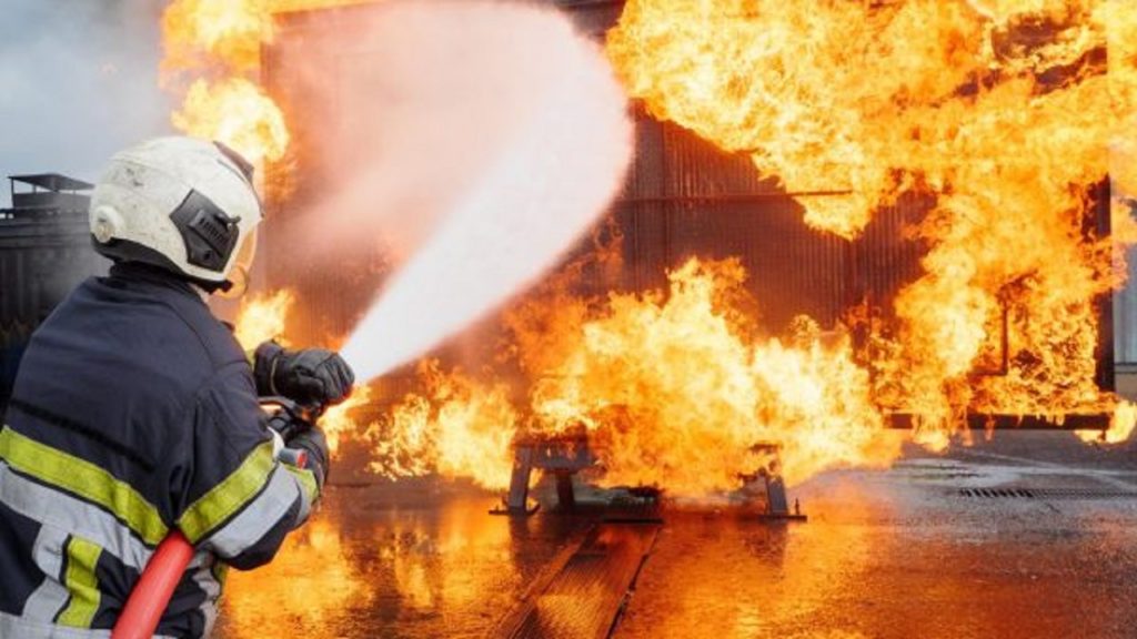 নারায়ণগঞ্জে প্রিন্টিং কারখানায় গ্যাসের আগুনে দগ্ধ ৫ শ্রমিক