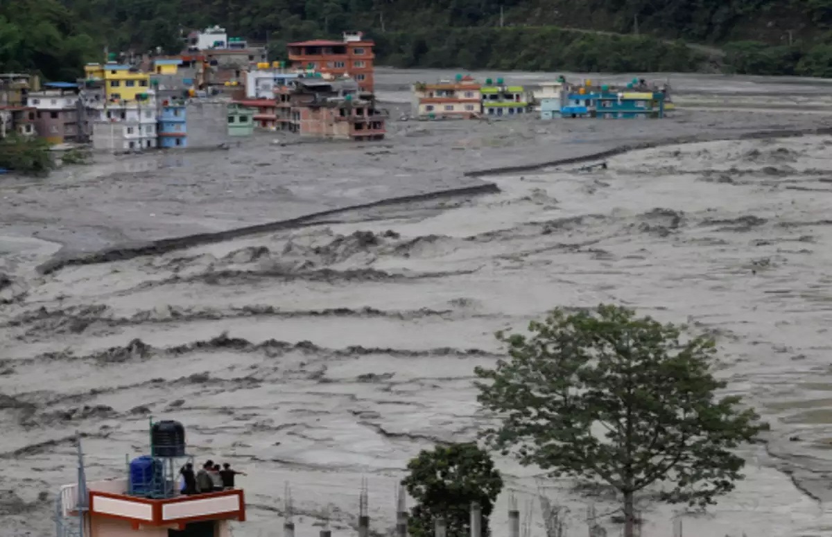 বন্যায় ভুটানে ১০ জনের মৃত্যু, নেপালে নিখোঁজ ৭