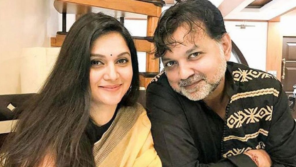 দুই দেশে দুইজন, তবুও জমিয়ে জামাইষষ্ঠী হলো সৃজিতের!