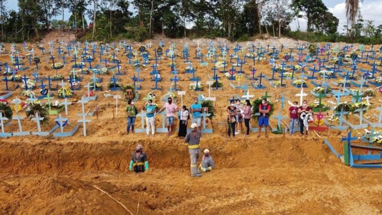 করোনা: বিশ্বে একদিনে সাড়ে ৬ হাজার মানুষের মৃত্যু, শনাক্ত প্রায় ৩ লাখ