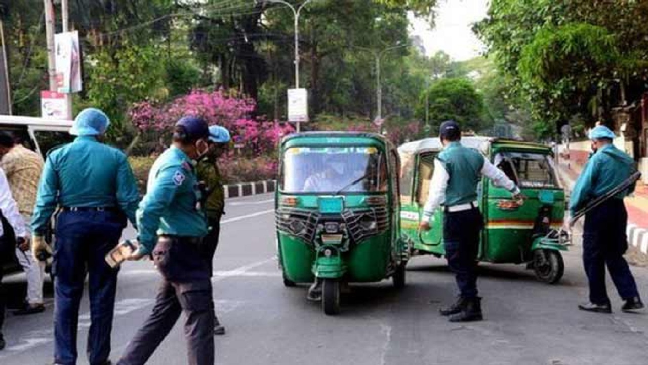 কঠোর বিধিনিষেধের শেষ দিন আজ