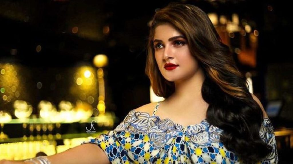 'সব পুরুষ এক নয়, কেউ কেউ রাণীও করে রাখে'