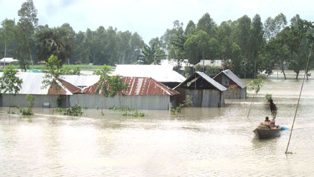 উত্তর ও মধ্যাঞ্চলে নদীর পানি বিপৎসীমার উপরে