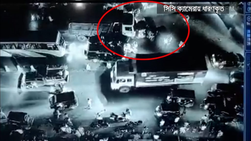 কক্সবাজারে সড়ক দুর্ঘটনায় আহত অন্তত ৯ জন; কয়েকজনের অবস্থা গুরুতর