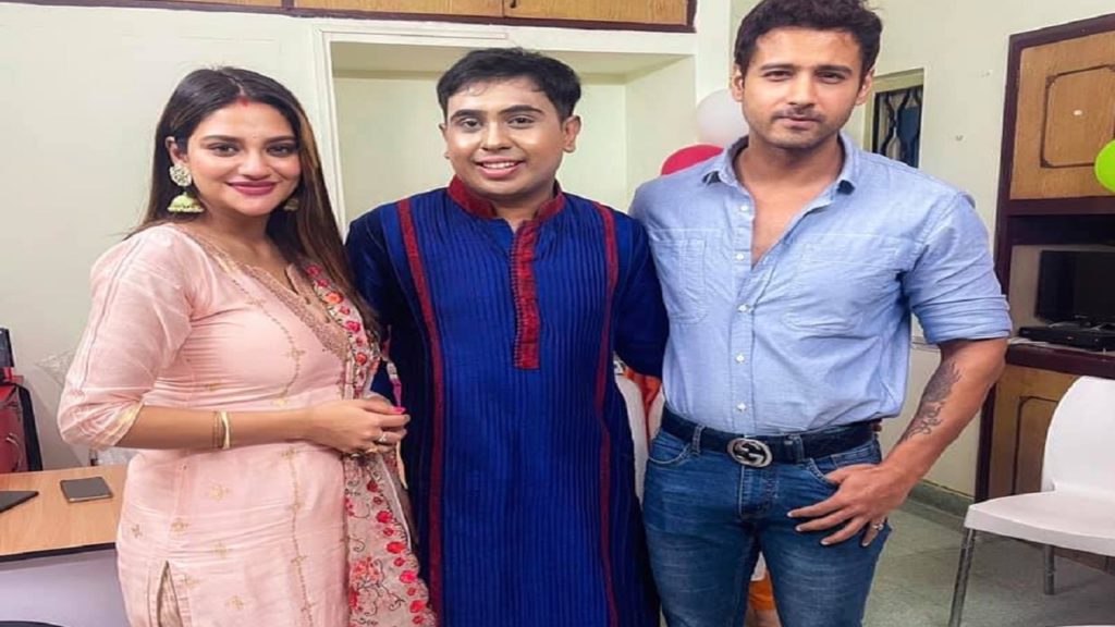 সতীন নিয়ে সংসার করতে রাজি যশের নতুন ‘স্ত্রী’!