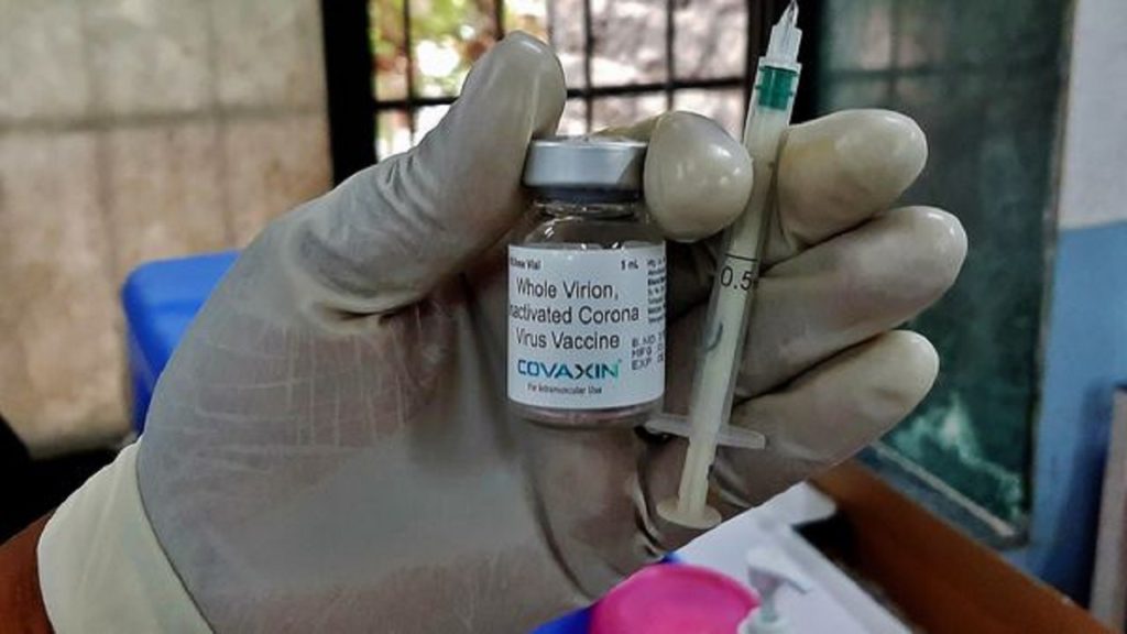 বিশ্ব স্বাস্থ্য সংস্থার ছাড়পত্রের অপেক্ষায় 'কোভ্যাক্সিন'