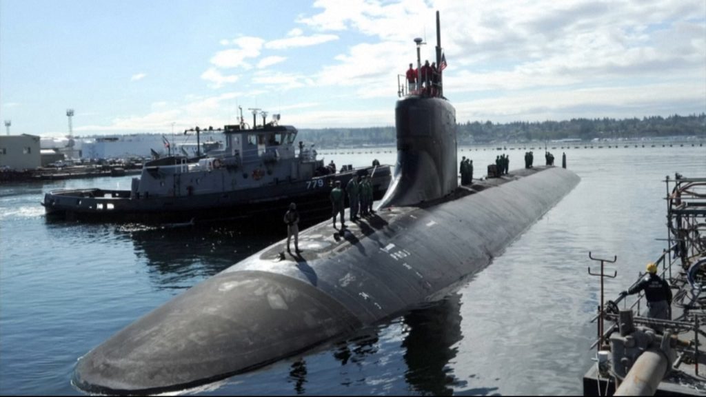 গোপন তথ্য বিক্রির দায়ে গ্রেফতার হলেন মার্কিন নৌ-কর্মকর্তা ও তার স্ত্রী