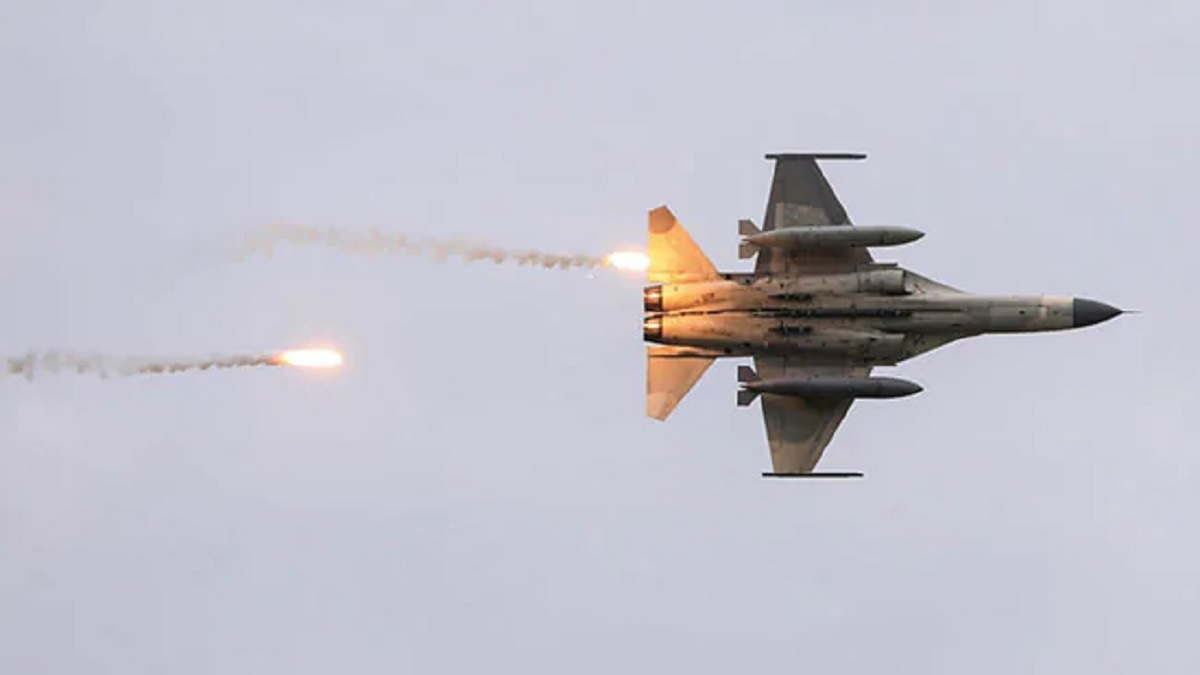 আবারও তাইওয়ানের আকাশে চীনা যুদ্ধবিমান