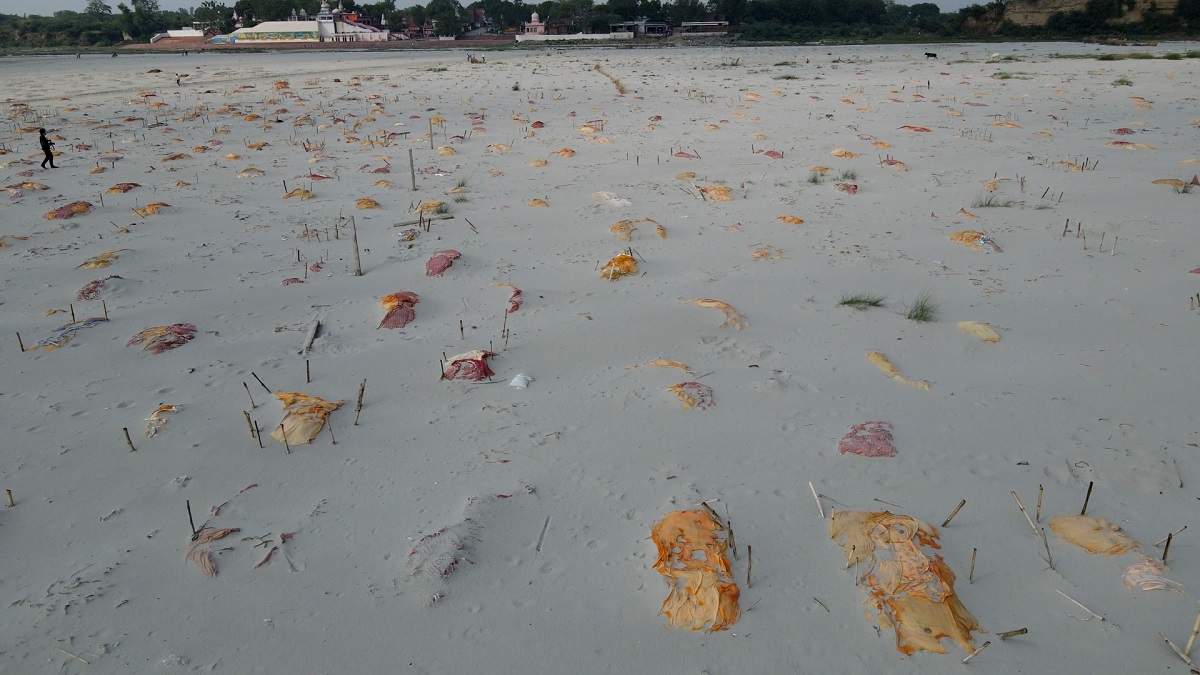 করোনায় মৃতের প্রকৃত সংখ্যা নিয়ে গড়মিল, ভারতে তোলপাড়