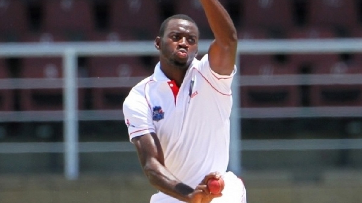 টেস্ট ক্যারিয়ারের দ্বিতীয় বলেই জয়কে ফেরালেন ফিলিপ