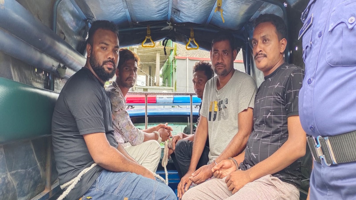 পটুয়াখালীতে ব্যবসায়ীর অশ্লীল ভিডিও, আত্মহত্যায় প্ররোচনার অভিযোগে গ্রেফতার ৫