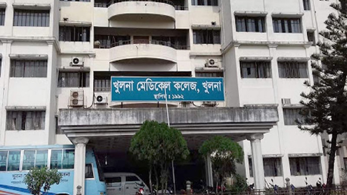 বিষাক্ত পটকা মাছ খেয়ে মা-ছেলের মৃত্যু