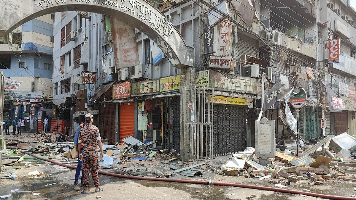 সায়েন্স ল্যাবে ভয়াবহ বিস্ফোরণ; বার্ন ইনস্টিটিউটে চিকিৎসাধীন ৬ জন