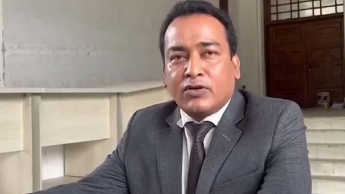 পুলিশি পাহারায় সপরিবারে বাসায় ফিরলেন এমরান