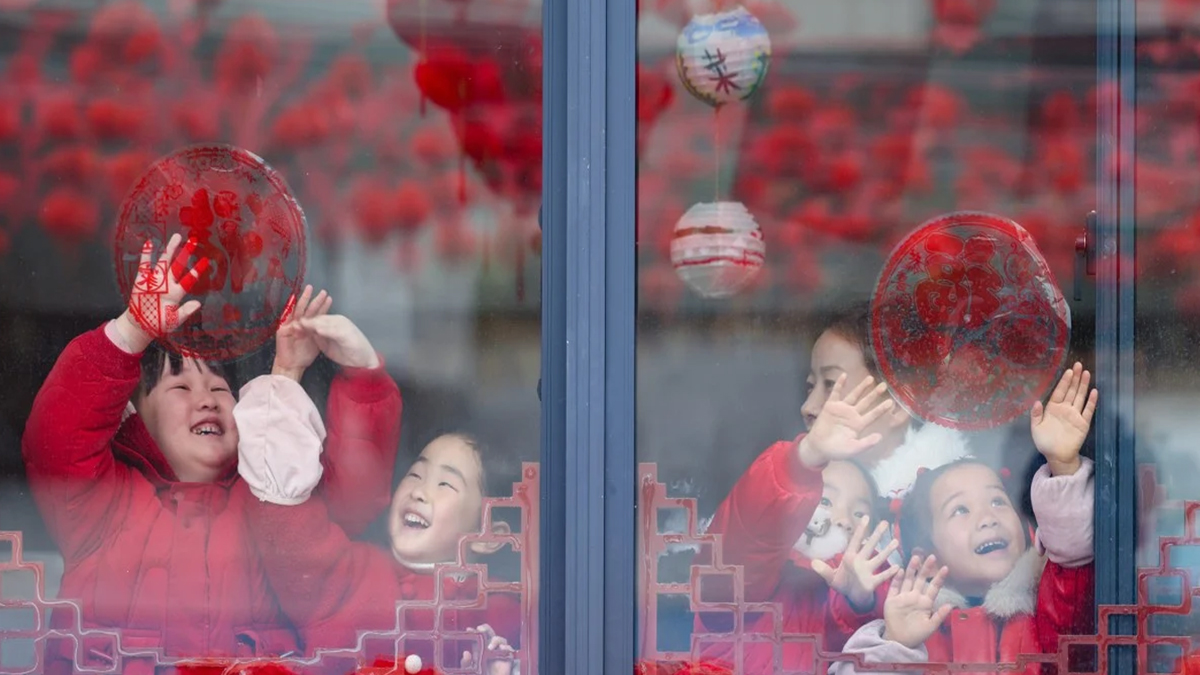 চীনে টানা তৃতীয় বছর কমলো জনসংখ্যা