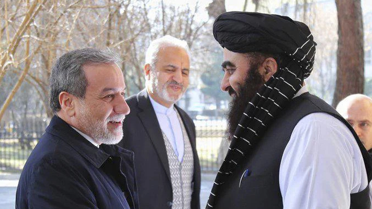 ৮ বছর পর আফগানিস্তান সফরে ইরানের পররাষ্ট্রমন্ত্রী