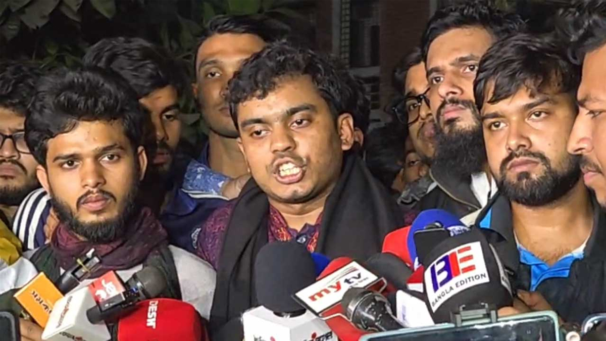 এবার আল্টিমেটাম দিয়ে নিউমার্কেট থানা ঘেরাওয়ের হুঁশিয়ারি ৭ কলেজ শিক্ষার্থীদের