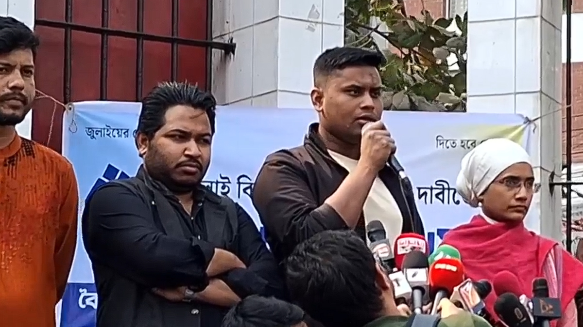 তরুণ প্রজন্মের ভাষা না বুঝলে যারাই ক্ষমতায় আসবে পরিণতি হবে আ. লীগের মতো: হাসনাত