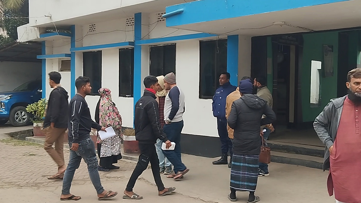 আজহারীর মাহফিলে স্বর্ণালংকার-মোবাইল চুরি, থানায় জিডির হিড়িক