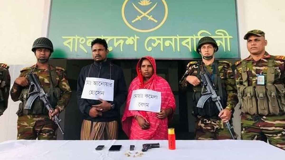 কুষ্টিয়ায় সেনা অভিযানে অস্ত্রসহ আটক ২