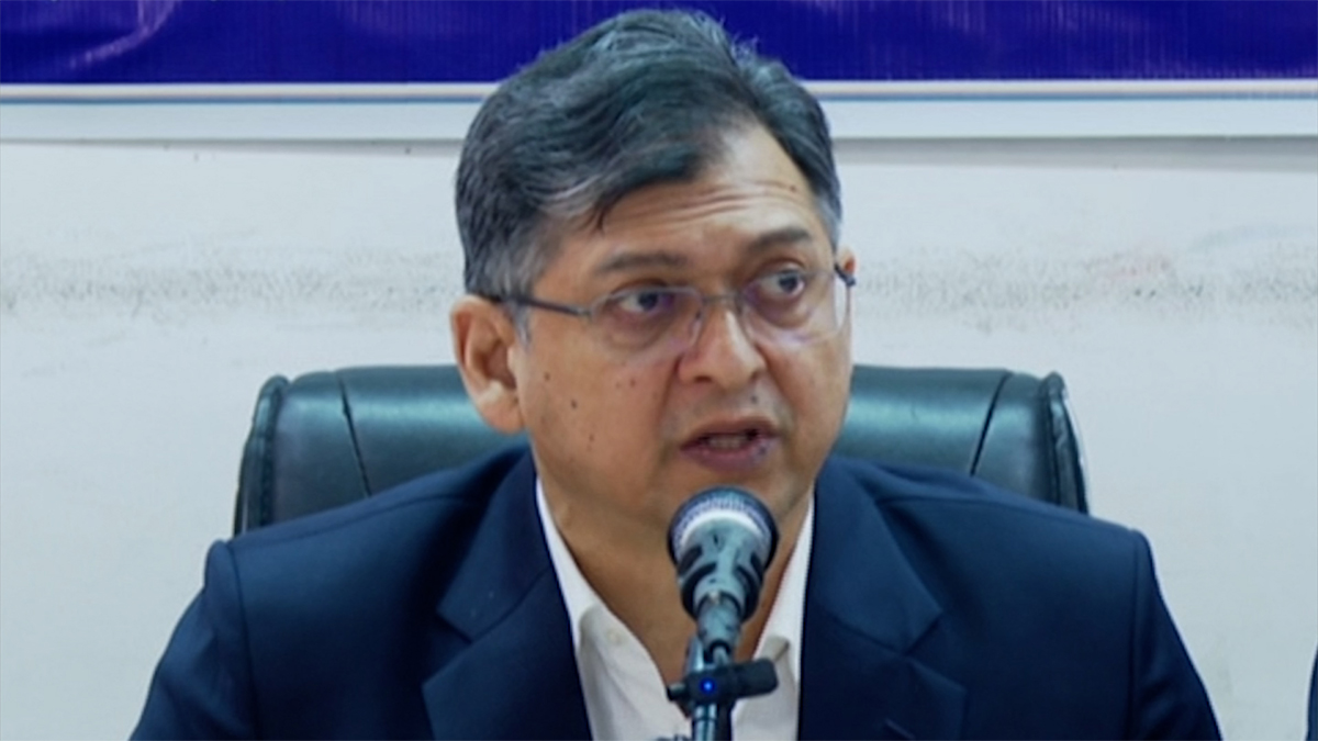 ‘সংস্কার প্রস্তাবে একই প্যারায় মুক্তিযুদ্ধ ও জুলাই গণঅভ্যুত্থান আনা হয়েছে, দুটো কি এক?’