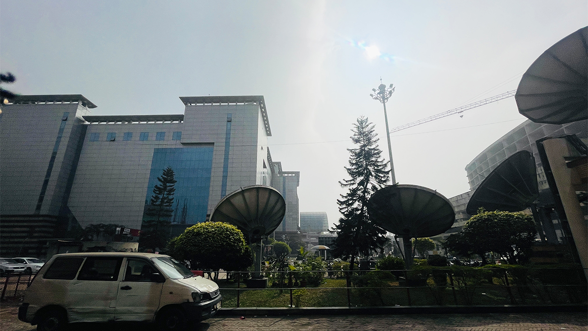 রাজধানীতে সূর্যের দেখা মিলেছে, বাড়তে পারে দিনের তাপমাত্রা