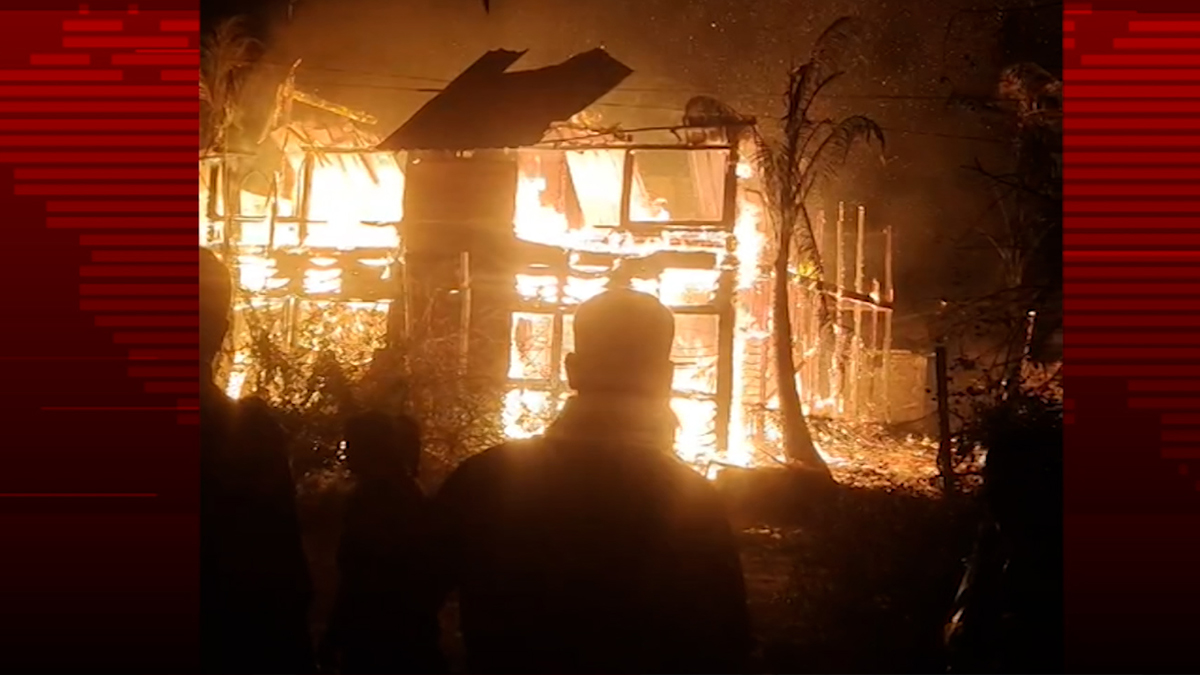 মধ্যরাতে সেন্টমার্টিনের কিংশুক ও বিচ ভ্যালিসহ ৩টি ইকো রিসোর্টে অগ্নিকাণ্ড