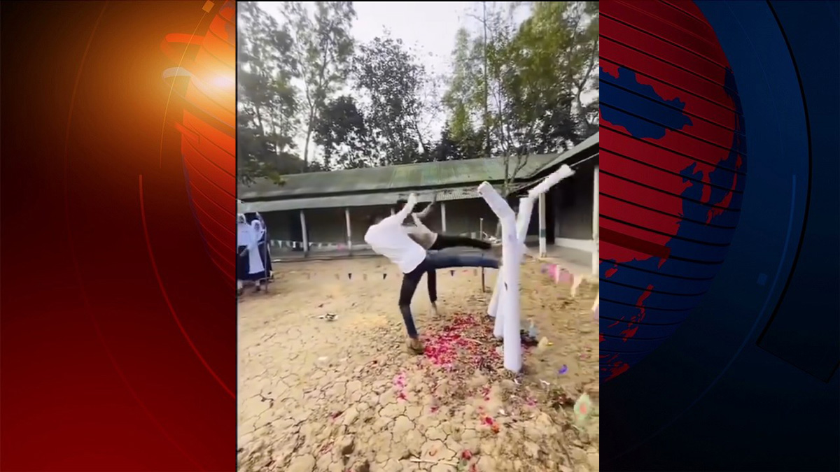 শহীদ মিনার ভেঙে ফেলার শাস্তি হিসেবে শ্রেণীকক্ষ পরিস্কার করবে সেই দুই শিক্ষার্থী