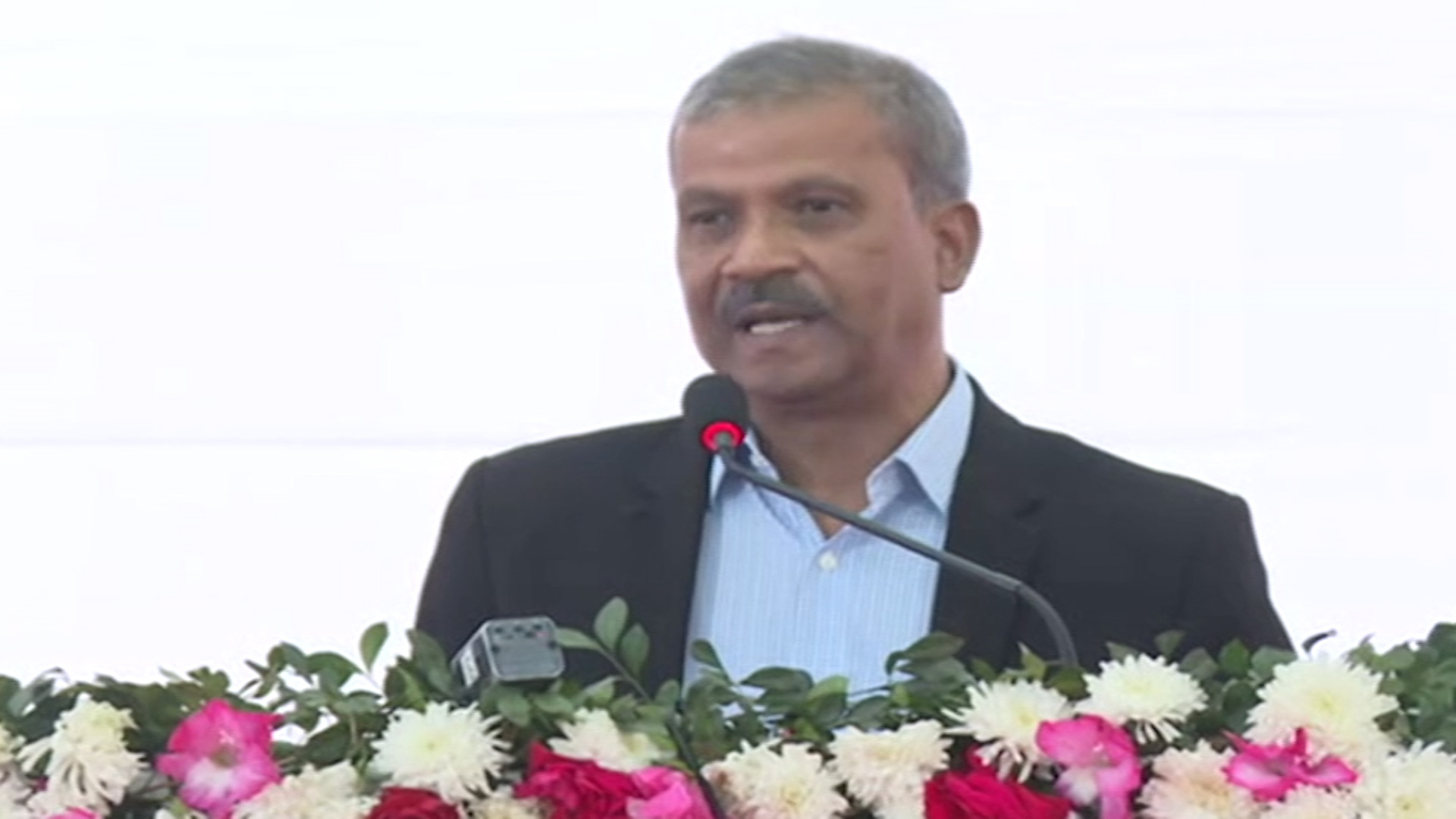 আ. লীগ সরকার নিপীড়ন-অত্যাচারের হাতিয়ার হিসেবে ডিসিদের ব্যবহার করেছে: আসিফ নজরুল